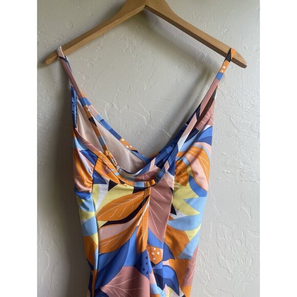 Kona Sol Twist-Front Shirred Full Coverage White Tropical Floral One Piece Swims - Picture 7 of 9